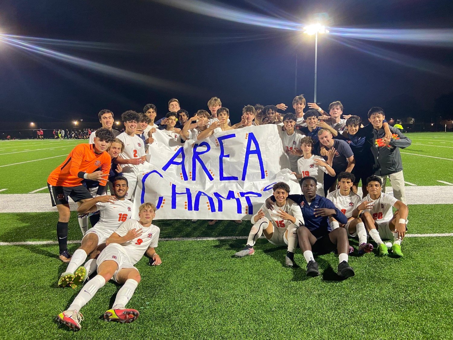 Seven Lakes, Cinco boys win to set up all Katy ISD regional